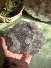 Load image into Gallery viewer, Amethyst Statement Flower
